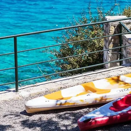 Daphne By The Sea * La Canea